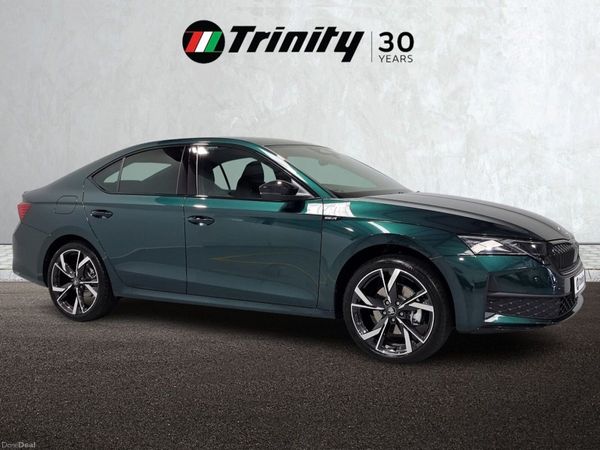Skoda Octavia Saloon, Diesel, 2026, Green