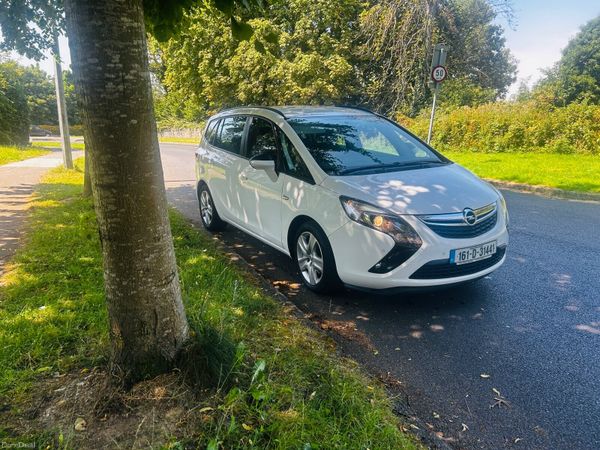 Opel Zafira MPV, Diesel, 2016, White