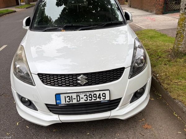 Suzuki Swift Hatchback, Petrol, 2013, White