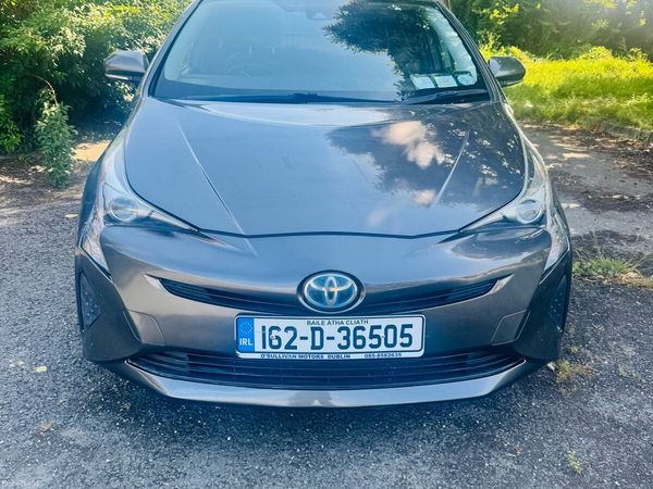 Toyota Prius Hatchback, Petrol Hybrid, 2016, Grey