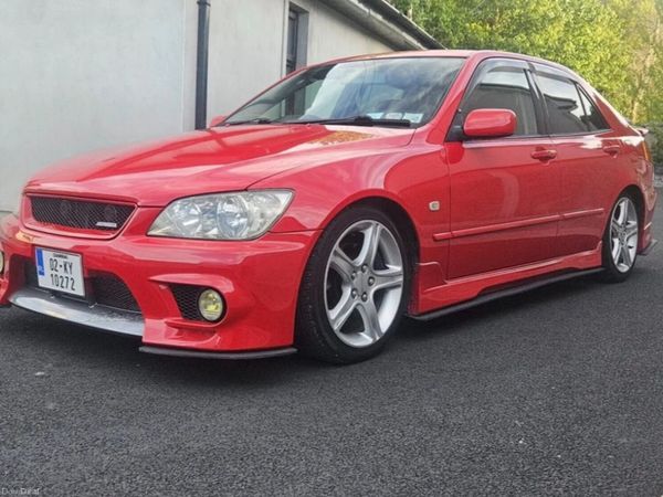 Toyota Altezza Saloon, Petrol, 2002, Red