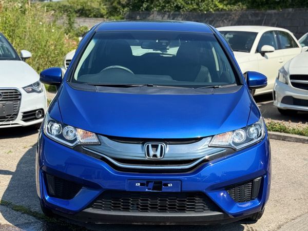 Honda Fit Hatchback, Petrol Hybrid, 2014, Blue
