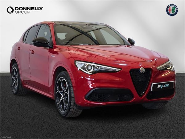 Alfa Romeo Stelvio Estate, Petrol, 2023, Red