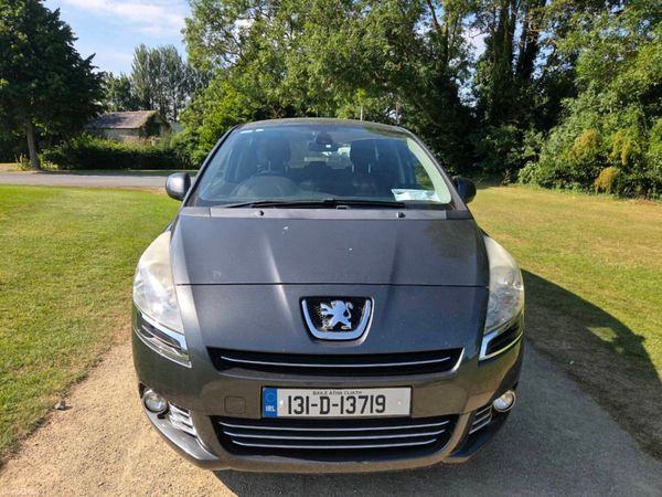 Peugeot 5008 MPV, Diesel, 2013, Grey