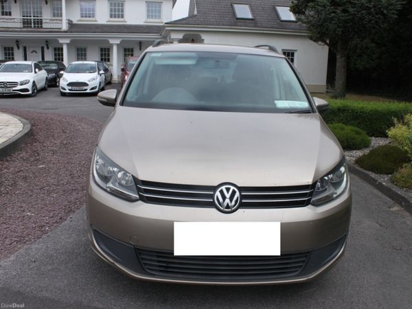 Volkswagen Touran MPV, Diesel, 2013, Brown