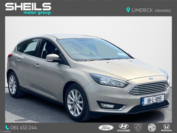 Ford Focus Hatchback, Petrol, 2018, Grey