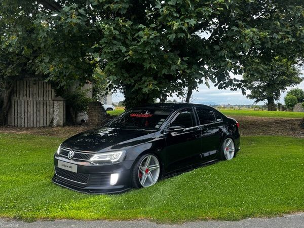 Volkswagen Jetta Saloon, Diesel, 2014, Black