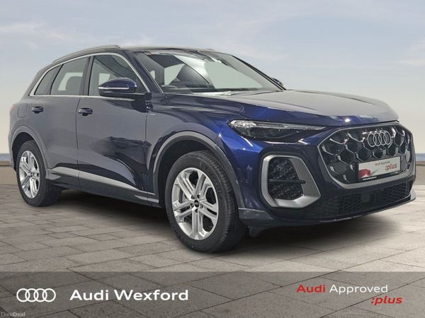 Audi Q5 SUV, Petrol Plug-in Hybrid, 2026, Blue