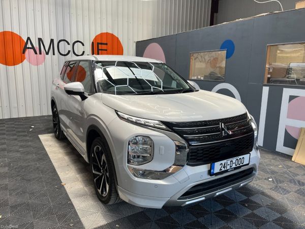 Mitsubishi Outlander SUV, Petrol, 2024, White