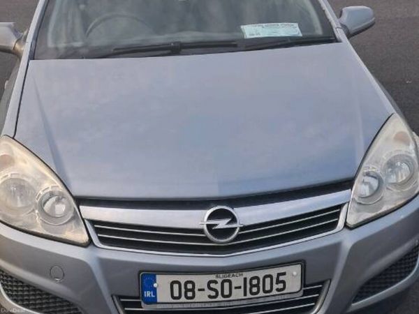 Opel Astra Hatchback, Petrol, 2008, 