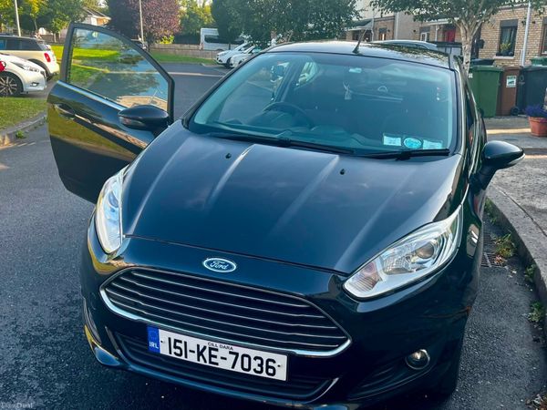 Ford Fiesta Hatchback, Petrol, 2015, Black
