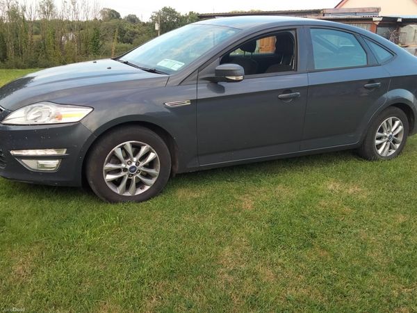 Ford Mondeo Hatchback, Diesel, 2012, Grey