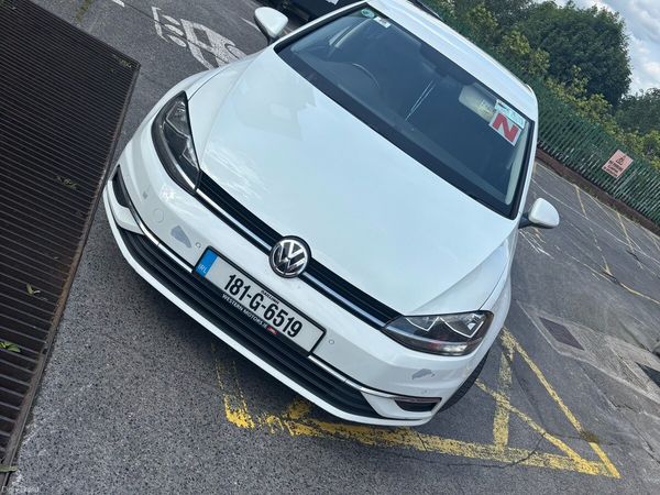 Volkswagen Golf Hatchback, Diesel, 2018, White