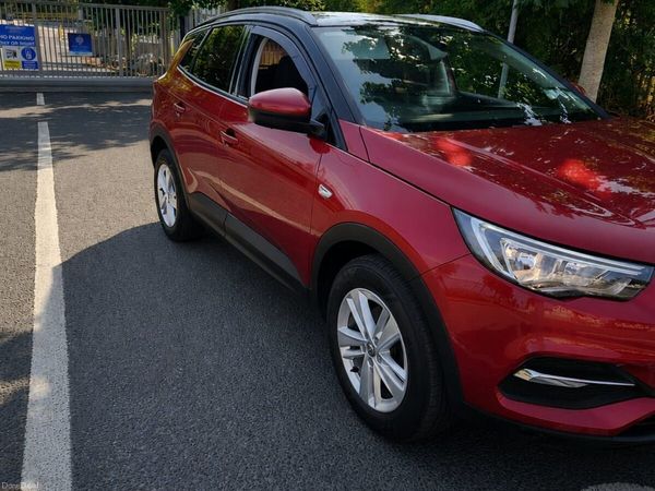Opel Grandland X SUV, Diesel, 2018, Red