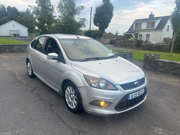 Ford Focus Hatchback, Diesel, 2010, Silver