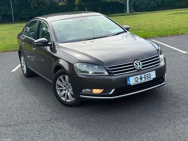 Volkswagen Passat Saloon, Diesel, 2012, Brown
