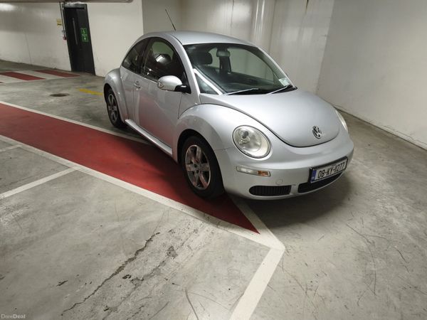 Volkswagen Beetle Hatchback, Petrol, 2008, Silver