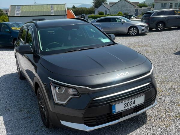Kia Niro SUV, Petrol Hybrid, 2024, Grey