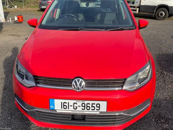 Volkswagen Polo Hatchback, Petrol, 2016, Red