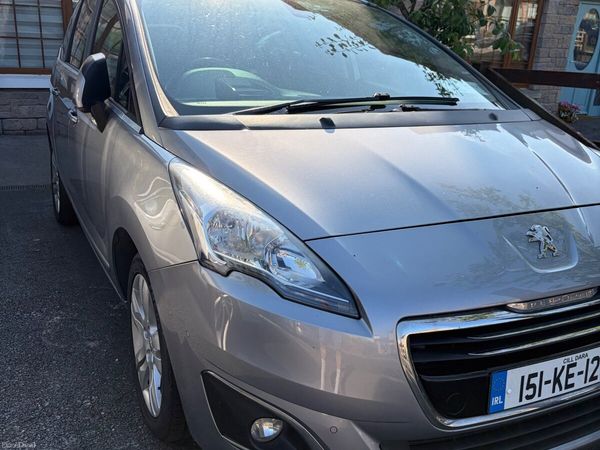 Peugeot 5008 MPV, Diesel, 2015, Grey