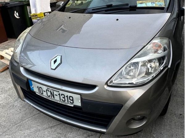 Renault Clio Hatchback, Ethanol Petrol, 2010, Gold
