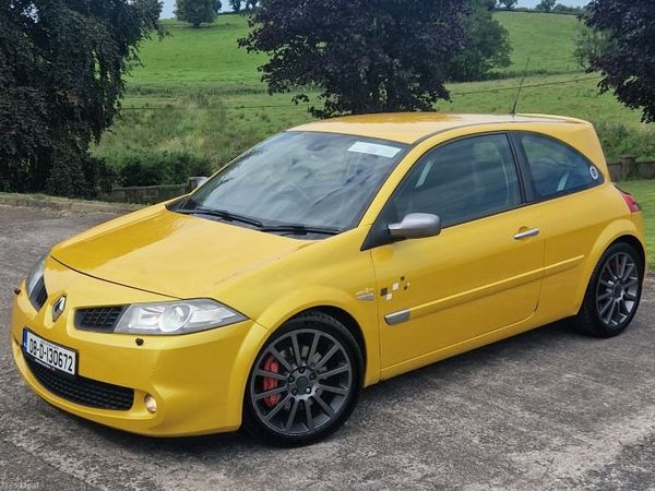 Renault Megane Hatchback, Petrol, 2008, Yellow