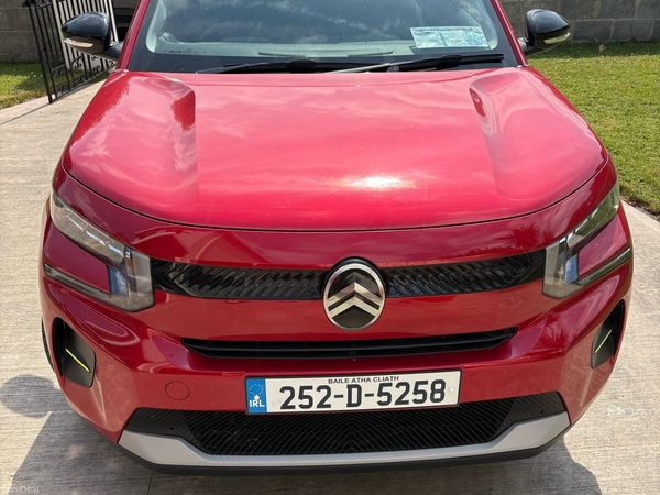Citroen C3 Hatchback, Petrol, 2025, Red