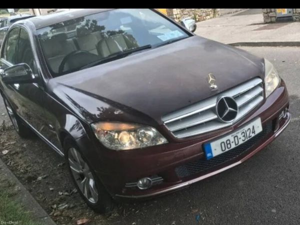 Mercedes-Benz C-Class Saloon, Diesel, 2008, Red