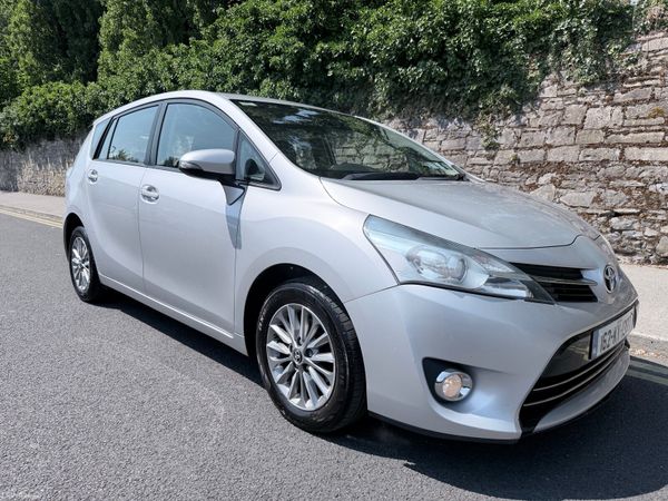 Toyota Verso MPV, Diesel, 2016, Silver