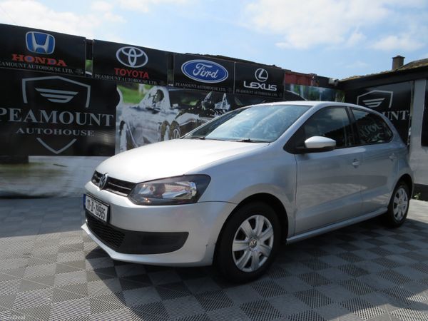 Volkswagen Polo Hatchback, Petrol, 2011, Silver