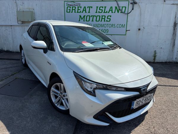 Toyota Corolla Hatchback, Petrol Hybrid, 2019, White