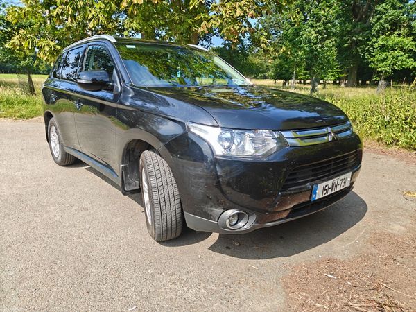 Mitsubishi Outlander SUV, Diesel, 2015, Black