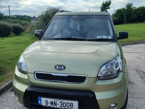 Kia Soul Hatchback, Diesel, 2011, Green