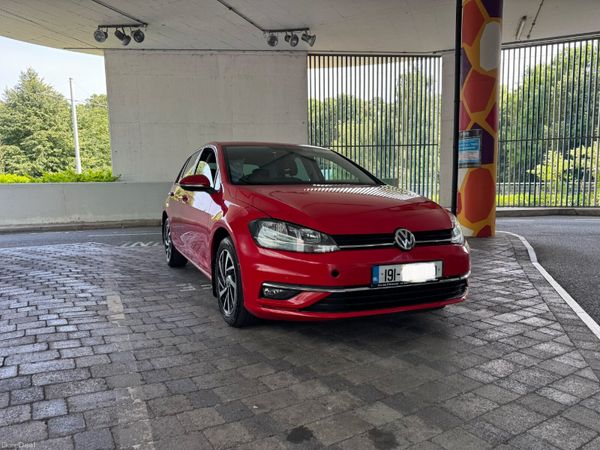 Volkswagen Golf Hatchback, Diesel, 2019, Red