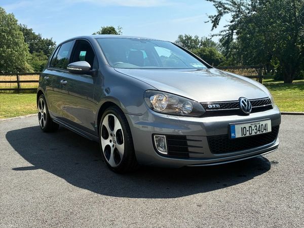 Volkswagen Golf Hatchback, Diesel, 2010, Grey