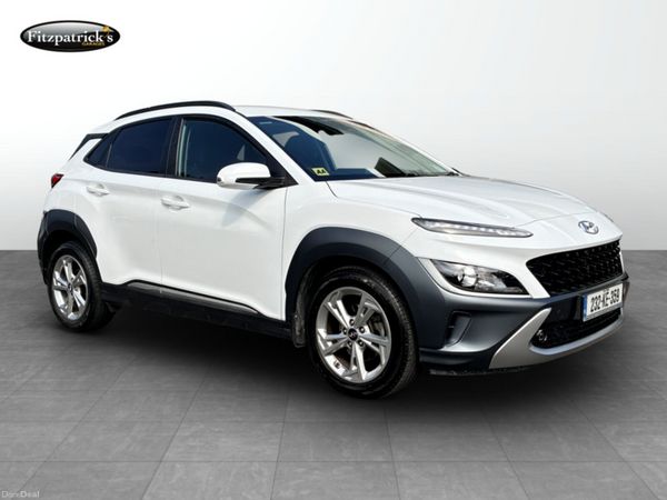 Hyundai KONA MPV, Petrol, 2023, White