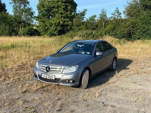 Mercedes-Benz C-Class Saloon, Diesel, 2011, Silver