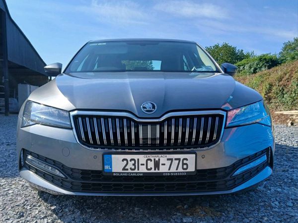 Skoda Superb Saloon, Diesel, 2023, Grey