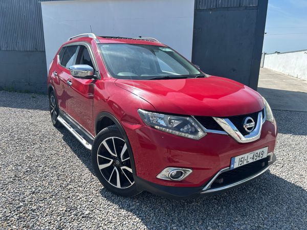Nissan X-Trail SUV, Diesel, 2015, Red