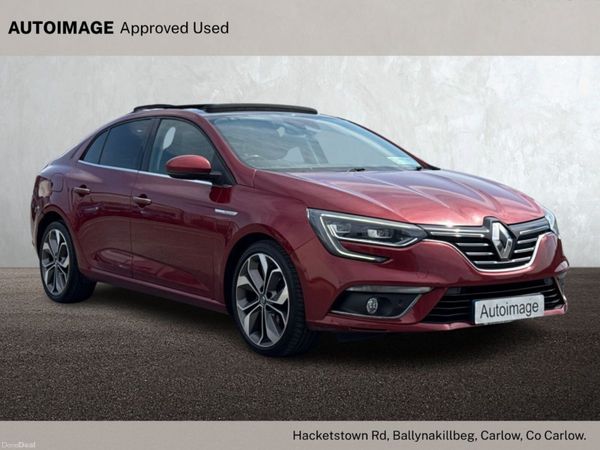 Renault Megane Saloon, Diesel, 2017, Red
