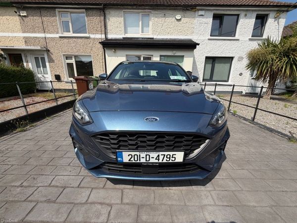Ford Focus Hatchback, Petrol, 2020, Blue