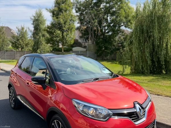 Renault Captur Hatchback, Diesel, 2017, Red