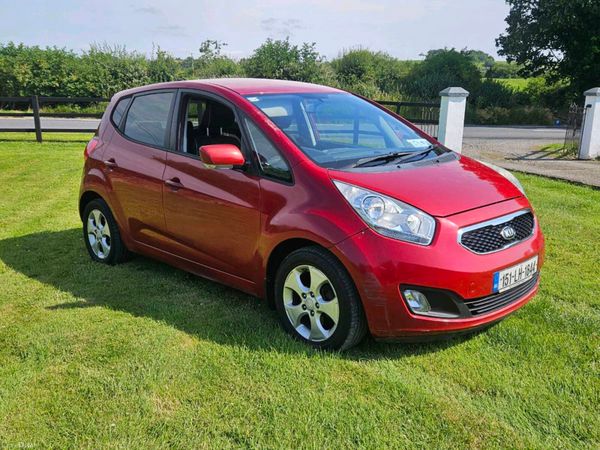 Kia Venga MPV, Diesel, 2015, Red