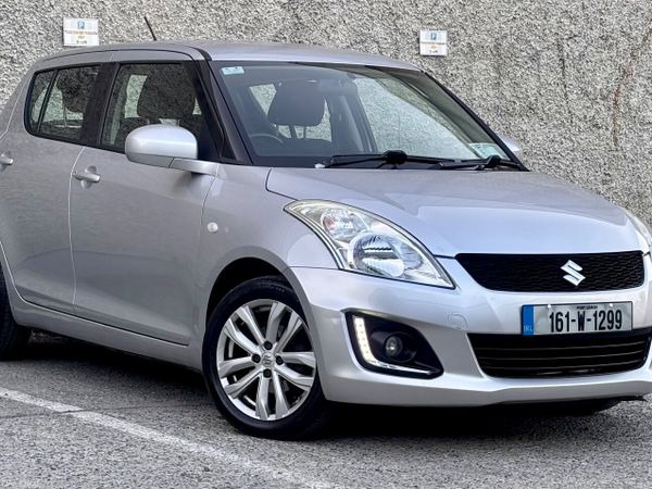 Suzuki Swift Hatchback, Petrol, 2016, Silver