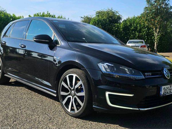 Volkswagen Golf Hatchback, Petrol Hybrid, 2016, Black