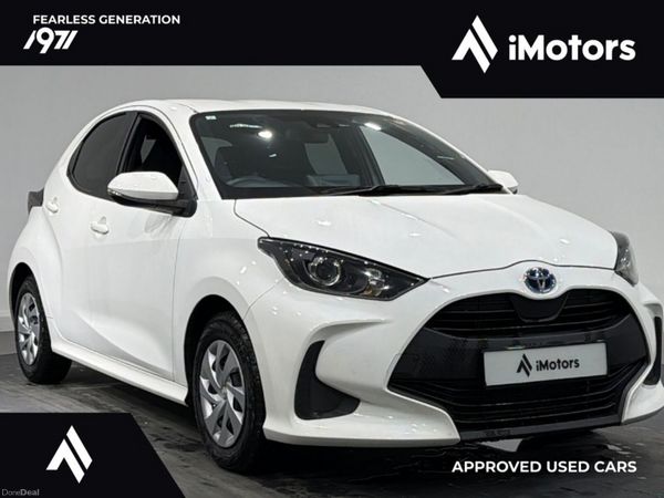 Toyota Yaris Hatchback, Petrol Hybrid, 2023, White