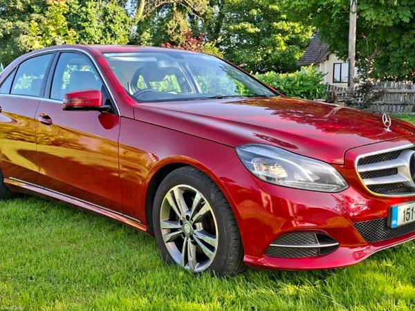 Mercedes-Benz E-Class Saloon, Diesel Hybrid, 2015, Red