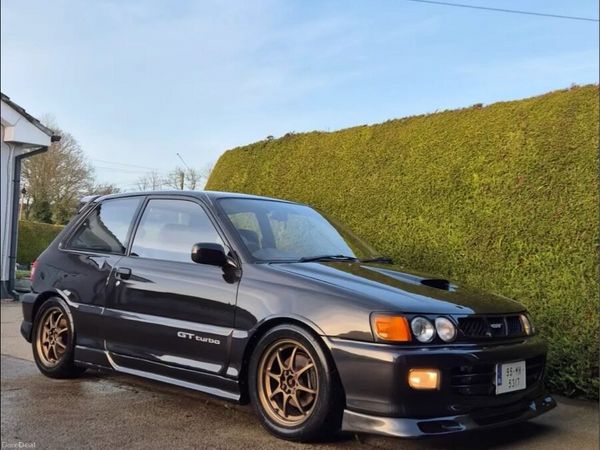 Toyota Starlet Hatchback, Petrol, 1995, Black