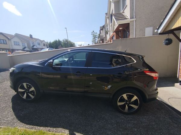 Nissan Qashqai Hatchback, Petrol, 2016, Black