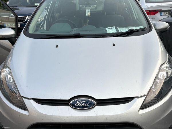 Ford Fiesta Hatchback, Petrol, 2010, Silver